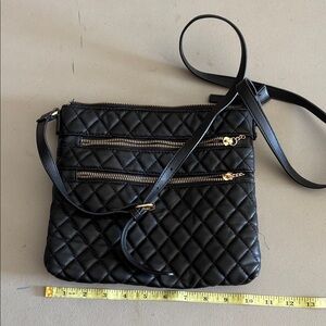 Elegant Black Quilted Crossbody Bag